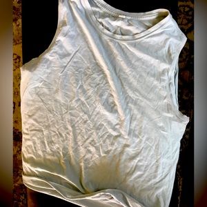 Lululemon cropped tank